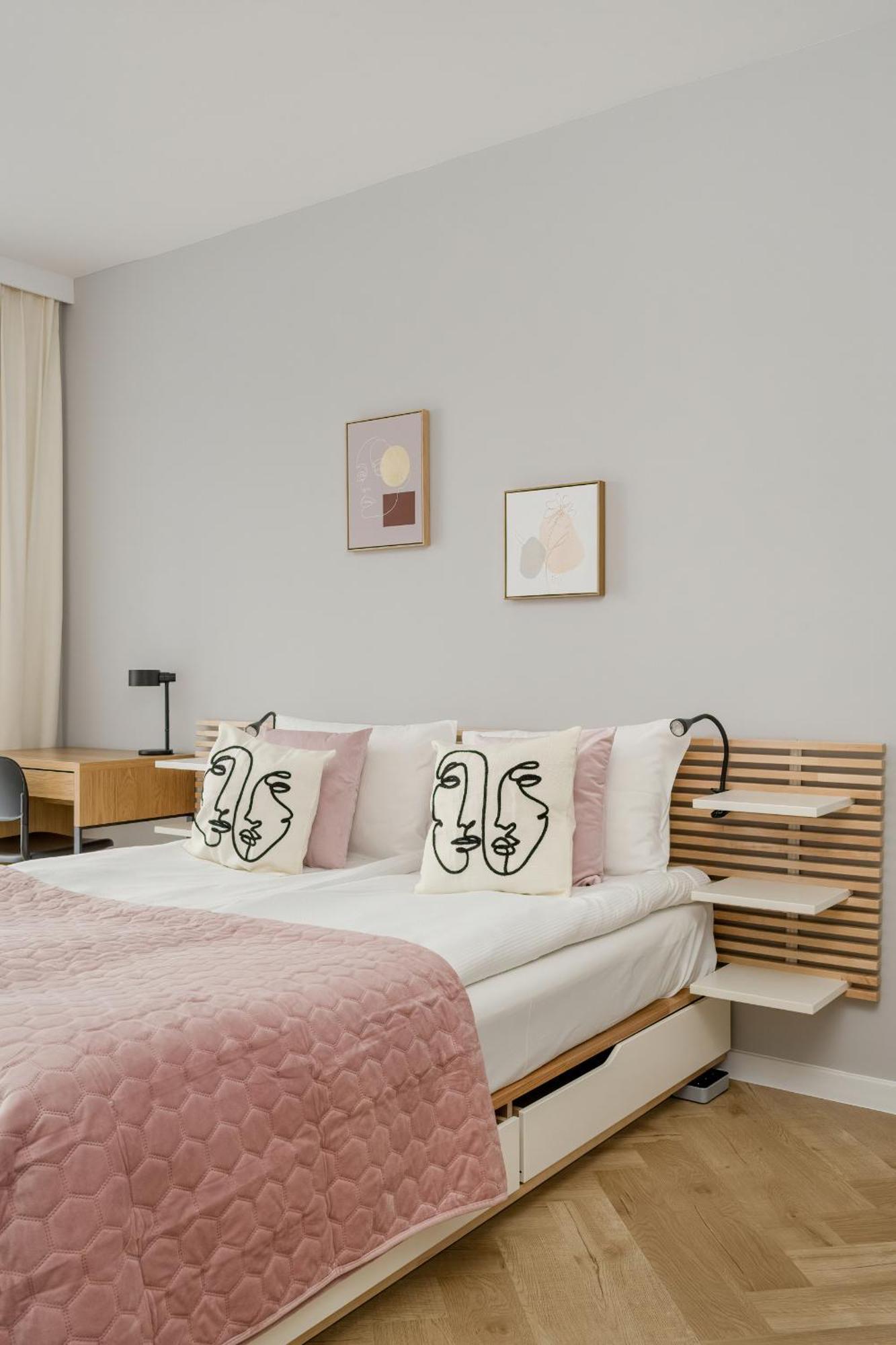 Michalczyka Stylish Apartment With Parking In The City Center Of Wroclaw By Noclegi Renters Esterno foto