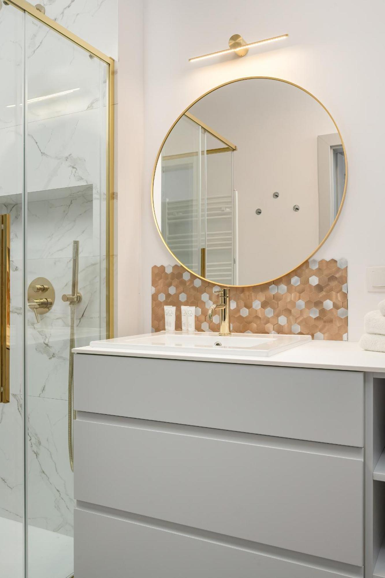 Michalczyka Stylish Apartment With Parking In The City Center Of Wroclaw By Noclegi Renters Esterno foto
